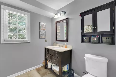Bath - 105 Sunset Ct, Easley, SC 29642 photo 2 of 2