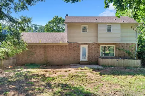 Exterior - 105 Sunset Ct, Easley, SC 29642 photo 6 of 7