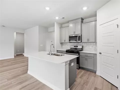 Kitchen - 1344 Hyde St, Anderson, SC 29626 photo 1 of 2