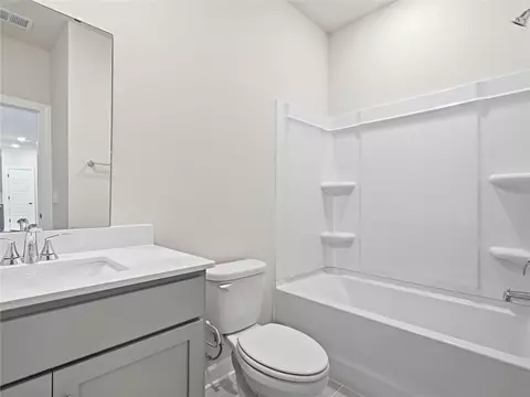 Bath - 1344 Hyde St, Anderson, SC 29626 photo 3 of 3