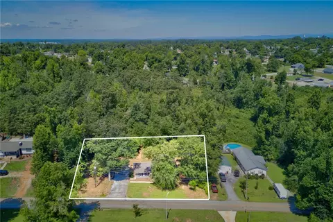 View/Area - 712 Beech Dr, Seneca, SC 29678 photo 1 of 3