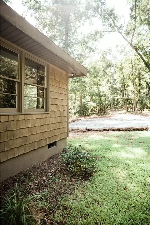 Exterior - 154 Wesley Ct, Starr, SC 29684 photo 6 of 16