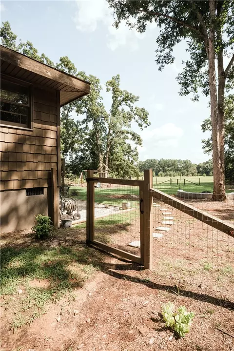Exterior - 154 Wesley Ct, Starr, SC 29684 photo 9 of 16