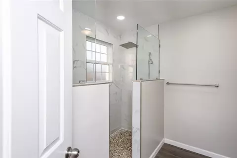 Bath - 100 Stevens Ct, Williamston, SC 29697 photo 6 of 6