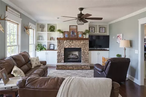 Living - 2420 Rainey Rd, Starr, SC 29684 photo 1 of 3