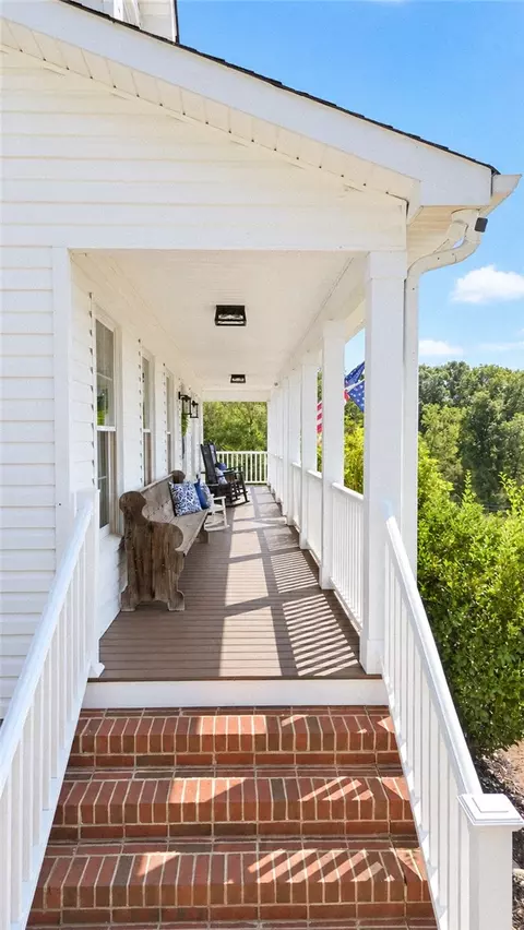 Exterior - 2420 Rainey Rd, Starr, SC 29684 photo 4 of 14