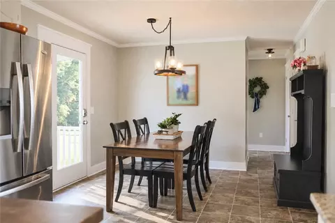 Dining - 2420 Rainey Rd, Starr, SC 29684 photo 1 of 1