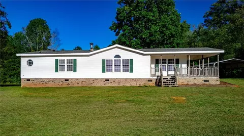 Exterior - 722 Pickens Dr, Pendleton, SC 29670 photo 3 of 6