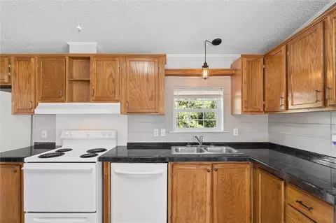 Kitchen - 722 Pickens Dr, Pendleton, SC 29670 photo 5 of 5