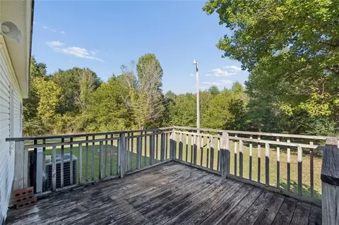 Exterior - 722 Pickens Dr, Pendleton, SC 29670 photo 6 of 6