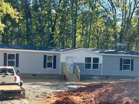 712 Carl Baker Rd, Starr, SC 29684 photo 2