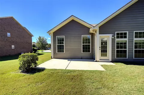 Exterior - 115 Sturbridge Ct, Easley, SC 29642 photo 9 of 14