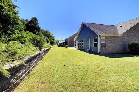 Exterior - 115 Sturbridge Ct, Easley, SC 29642 photo 5 of 14