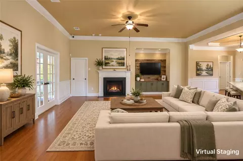 Living - 115 Sturbridge Ct, Easley, SC 29642 photo 2 of 6