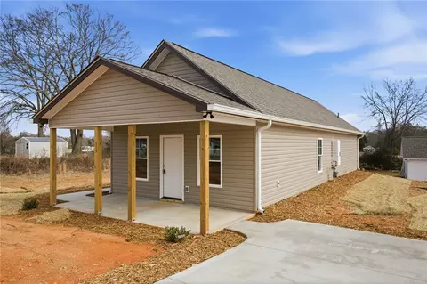 115 Riley St, Westminster, SC 29693