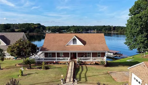 417 Mcgill Cir, Iva, SC 29655