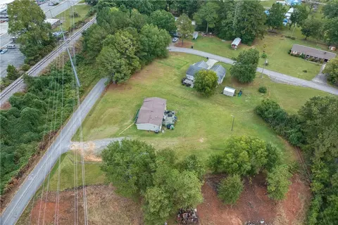 208 Clinkscale Rd, Seneca, SC 29678 photo 6