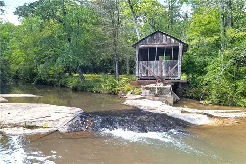 315 Mill House Dr, Salem, SC 29676