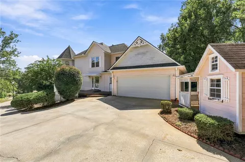 Exterior - 406 Stonewall Dr, Easley, SC 29642 photo 5 of 14