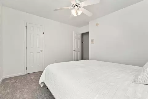 Bedroom - 406 Stonewall Dr, Easley, SC 29642 photo 4 of 8
