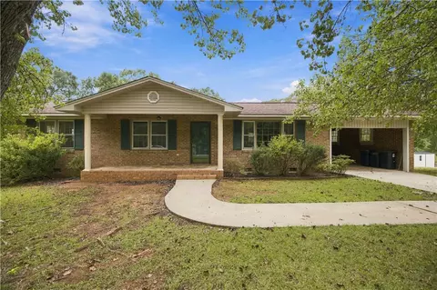404 Forest Hills Dr, Williamston, SC 29697