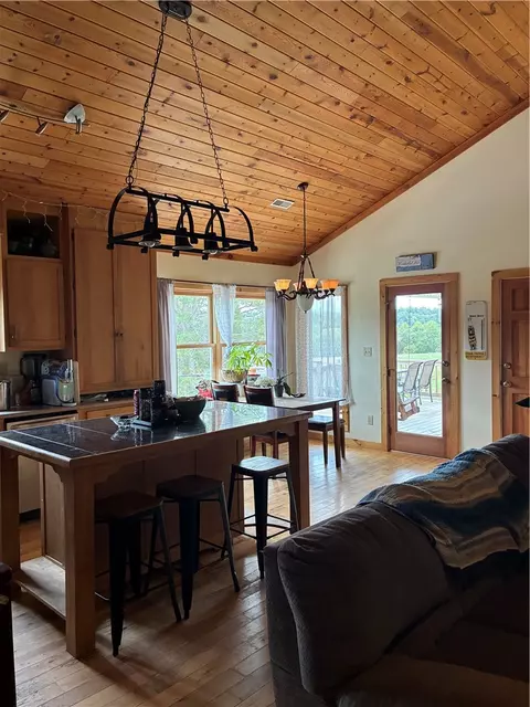 Kitchen - 345 Geraldine Dr, Walhalla, SC 29691 photo 3 of 3