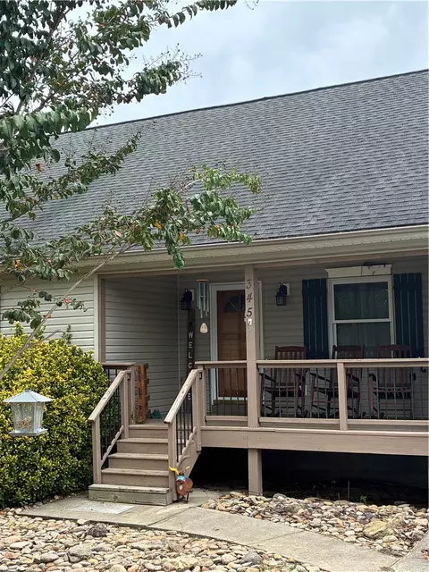 Exterior - 345 Geraldine Dr, Walhalla, SC 29691 photo 6 of 16