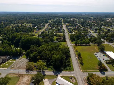 205 S Walnut St, Seneca, SC 29678 photo 6