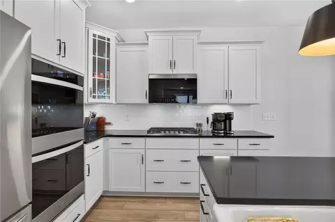 Kitchen - 120 Founders Blvd, Central, SC 29630 photo 5 of 7