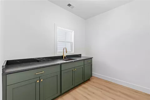 Entry Way - 119 Park Dr, Easley, SC 29640 photo 4 of 7