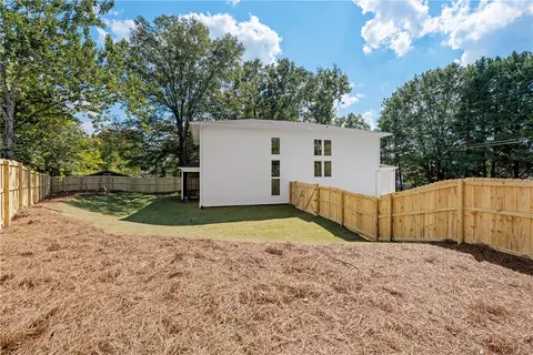 Exterior - 119 Park Dr, Easley, SC 29640 photo 8 of 11