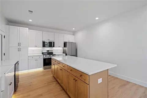 Kitchen - 119 Park Dr, Easley, SC 29640 photo 5 of 5