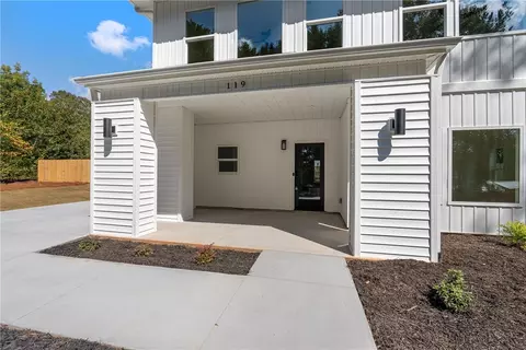 Exterior - 119 Park Dr, Easley, SC 29640 photo 9 of 11