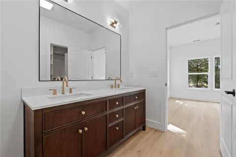 Entry Way - 119 Park Dr, Easley, SC 29640 photo 3 of 7