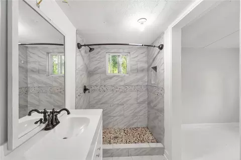 Bath - 217 Old River Rd, Pelzer, SC 29669 photo 2 of 3