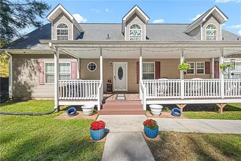 606 Beaver Dam Rd, Marietta, SC 29661