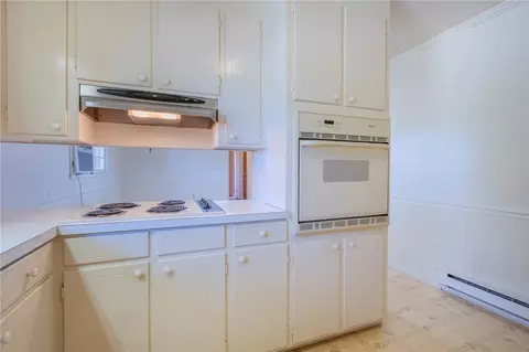 Kitchen - 200 Fleming Dr, Anderson, SC 29621 photo 6 of 6