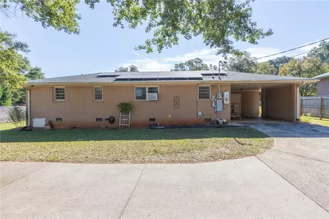 Exterior - 200 Fleming Dr, Anderson, SC 29621 photo 9 of 14
