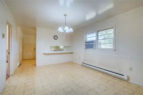 Dining - 200 Fleming Dr, Anderson, SC 29621 photo 1 of 2