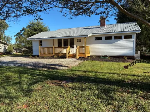 408 W Roosevelt Dr, Anderson, SC 29624