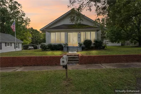 103 Langley St, Abbeville, SC 29620