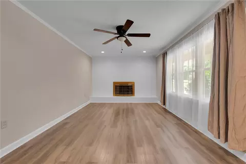 Living - 204 Brook Forest Dr, Anderson, SC 29621 photo 1 of 6