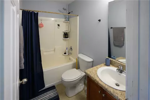 Bath - 102 Stanmoore Dr, Anderson, SC 29621 photo 3 of 5