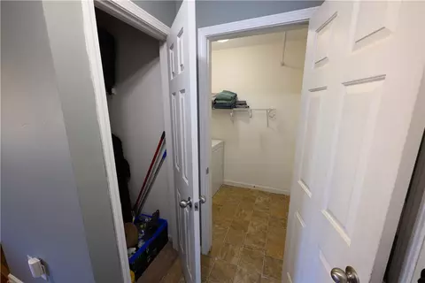 Entry Way - 102 Stanmoore Dr, Anderson, SC 29621 photo 2 of 2