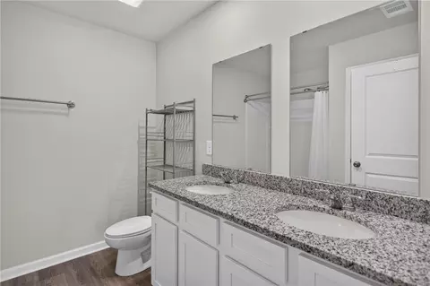 Bath - 104 Citrus Ln, Walhalla, SC 29691 photo 1 of 4