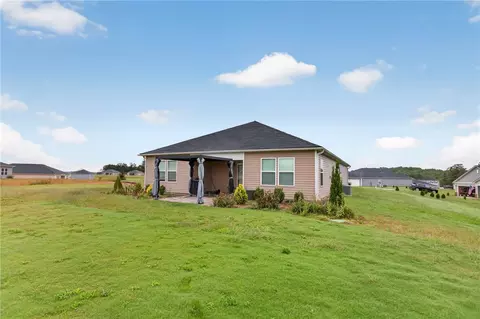 Exterior - 104 Citrus Ln, Walhalla, SC 29691 photo 5 of 8