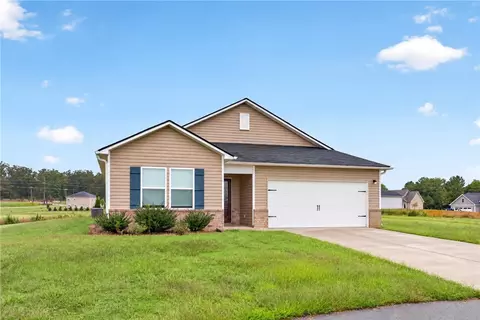 Exterior - 104 Citrus Ln, Walhalla, SC 29691 photo 2 of 8
