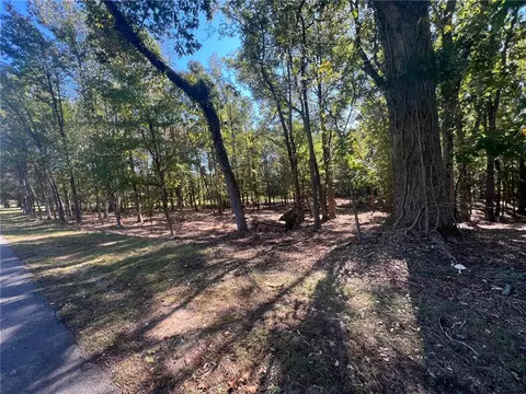 104 Shady Ln, Townville, SC 29689