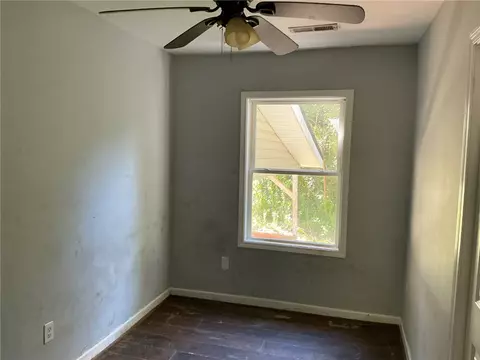 1115 E South 2nd St, Seneca, SC 29678 photo 6