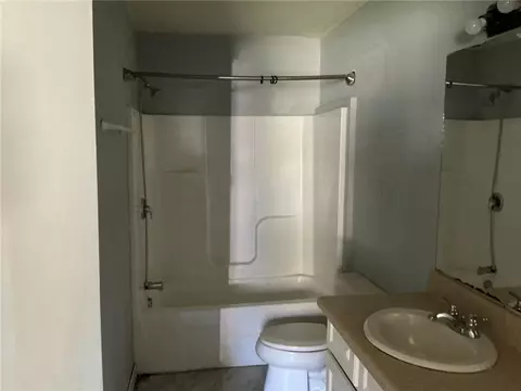 1115 E South 2nd St, Seneca, SC 29678 photo 4